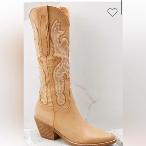 brand new in box cowboy boots from red dress